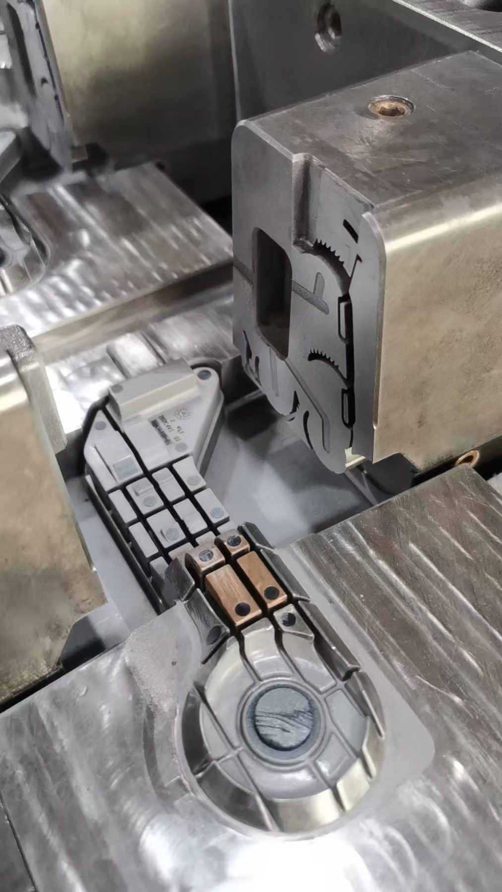 Mold making at Fides Global Link tool shop